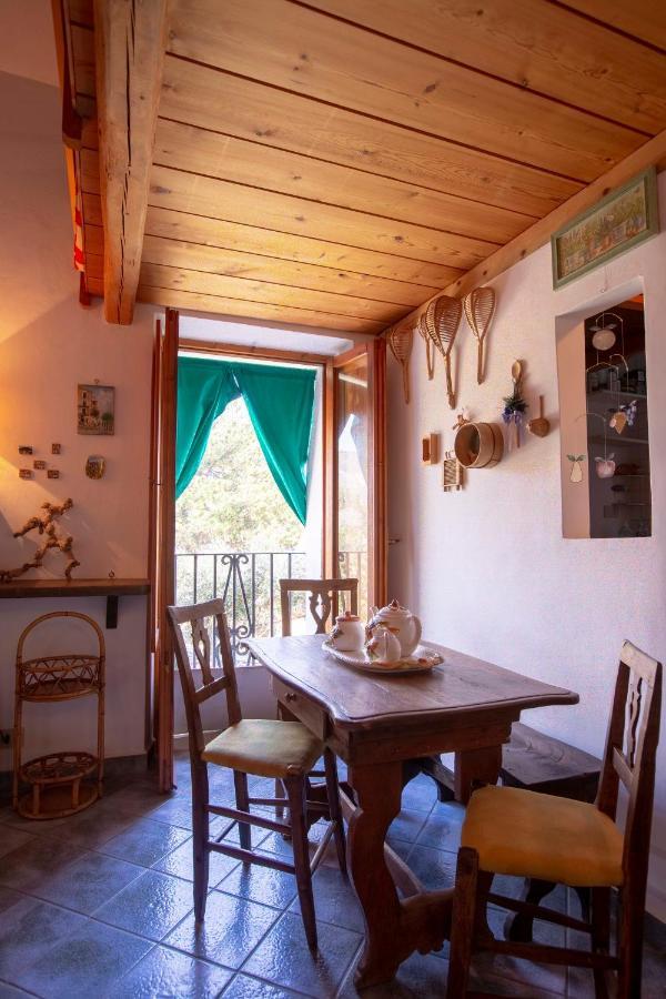 Cosy Loft - Loft Di Atmosfera In Sperlonga Alta Vila Exterior foto